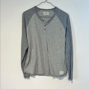Lucky Brand Gray Long Sleeve Raglan Tee